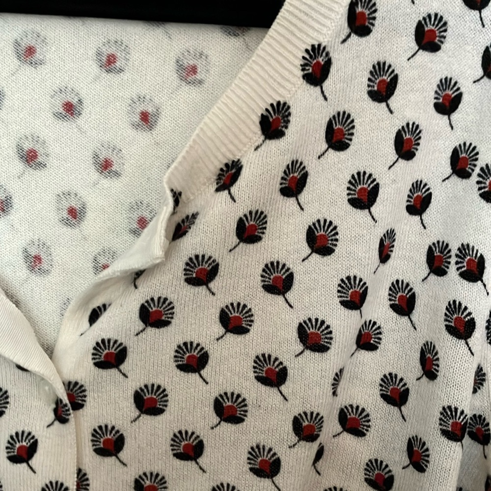 White Button-Up Shirt with Red and Black Pattern - Picture 3 of 3